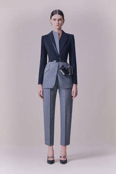Look 17